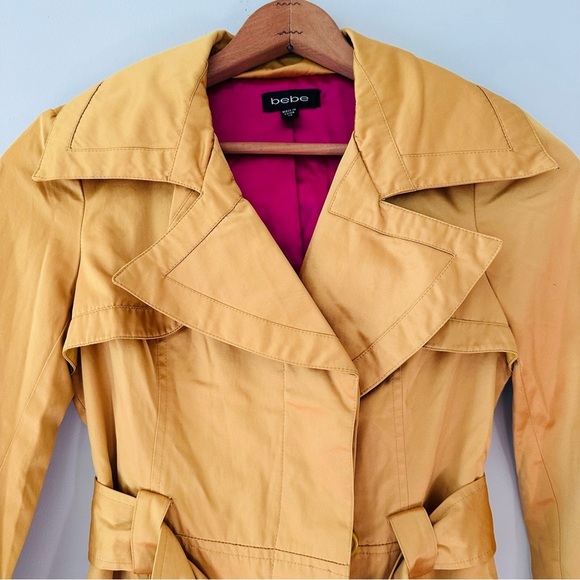 Bebe Retro Yellow Gold Mini Button Front Trench Coat w/ Hot Pink Lining Size XS - Picture 3 of 12